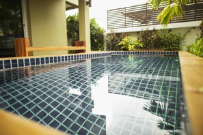Outdoor pool - The Suvarnabhumi Apartment (Bang Phli)