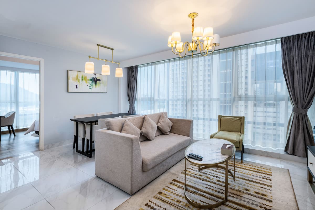 Deluxe Two-bedroom Family Suite