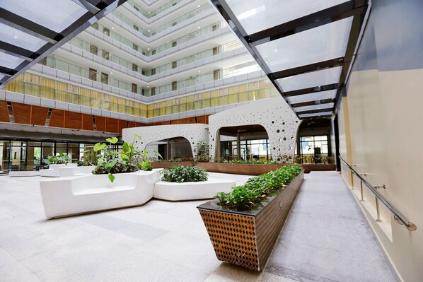 Terrace/patio - GOLDEN CENTRAL SERVICED RESIDENCE SHENZHEN (UPPER HILLS) (Shenzhen)