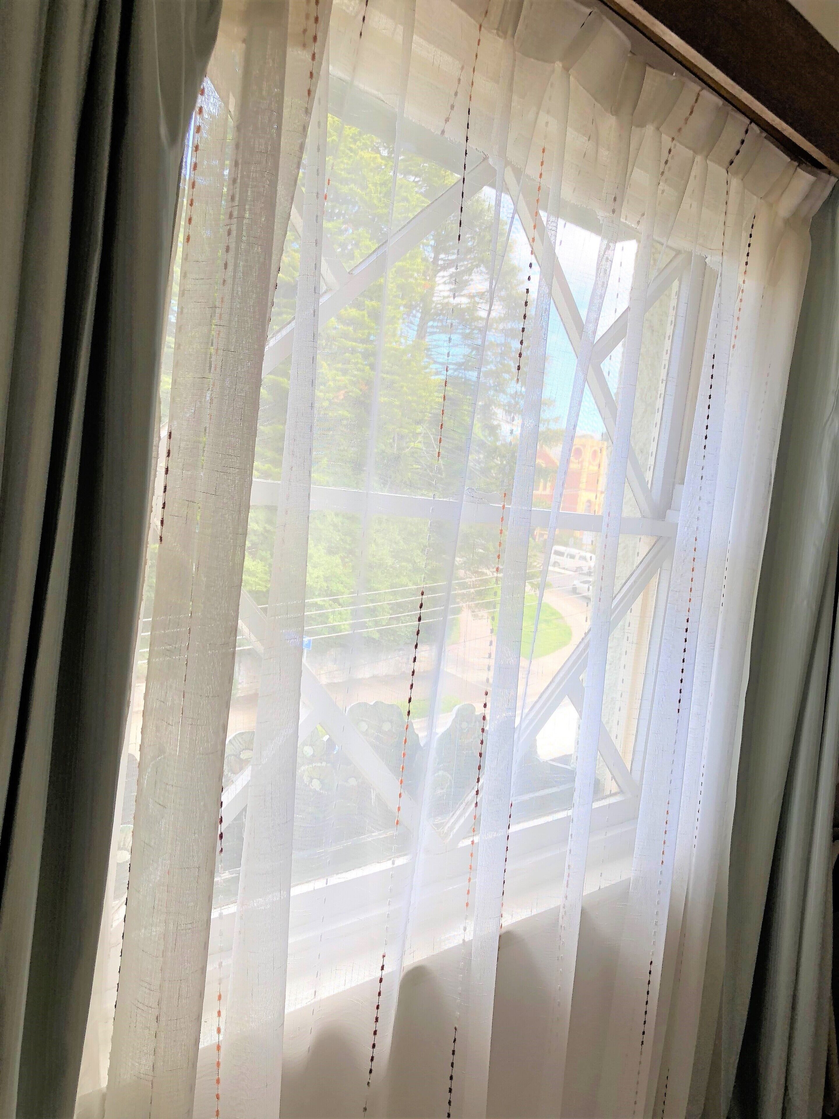 Quarto família | Roupas de cama premium, escrivaninha, ferros/tábuas de passar roupa