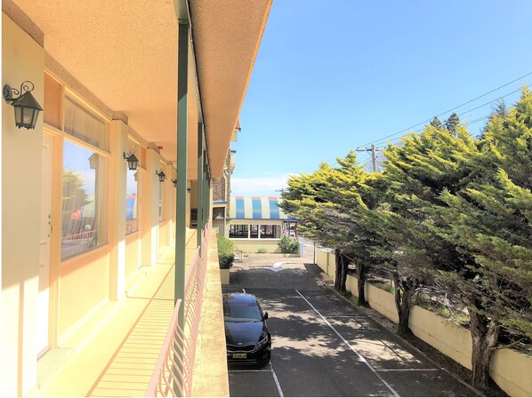 Chambre Double Standard, vue jardin | 1 chambre, literie de qualité supérieure, bureau