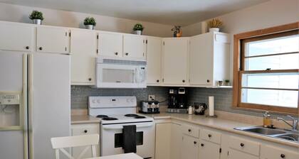 1 mi. from Mayo Clinic; Cozy, Clean