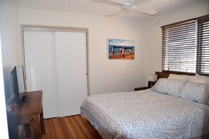 3 soverom, strykejern/-brett, wi-fi og sengetøy