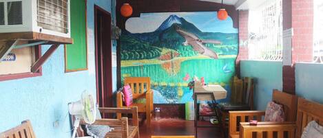 Coin salon dans le hall