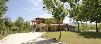 B & B Casale Frezzini