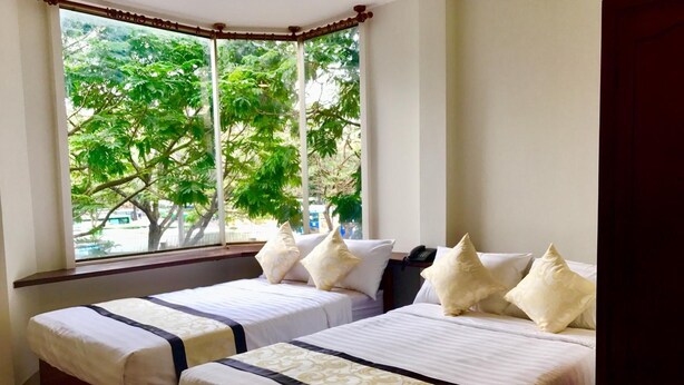 Unclassified image, 1 of 26, button - The S Hotel Saigon - Hostel (Ho Chi Minh City)