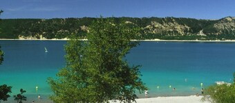 캠핑 도멘 드 샹트렌