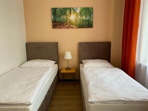 Tende oscuranti, insonorizzazione, Wi-Fi gratuito, lenzuola