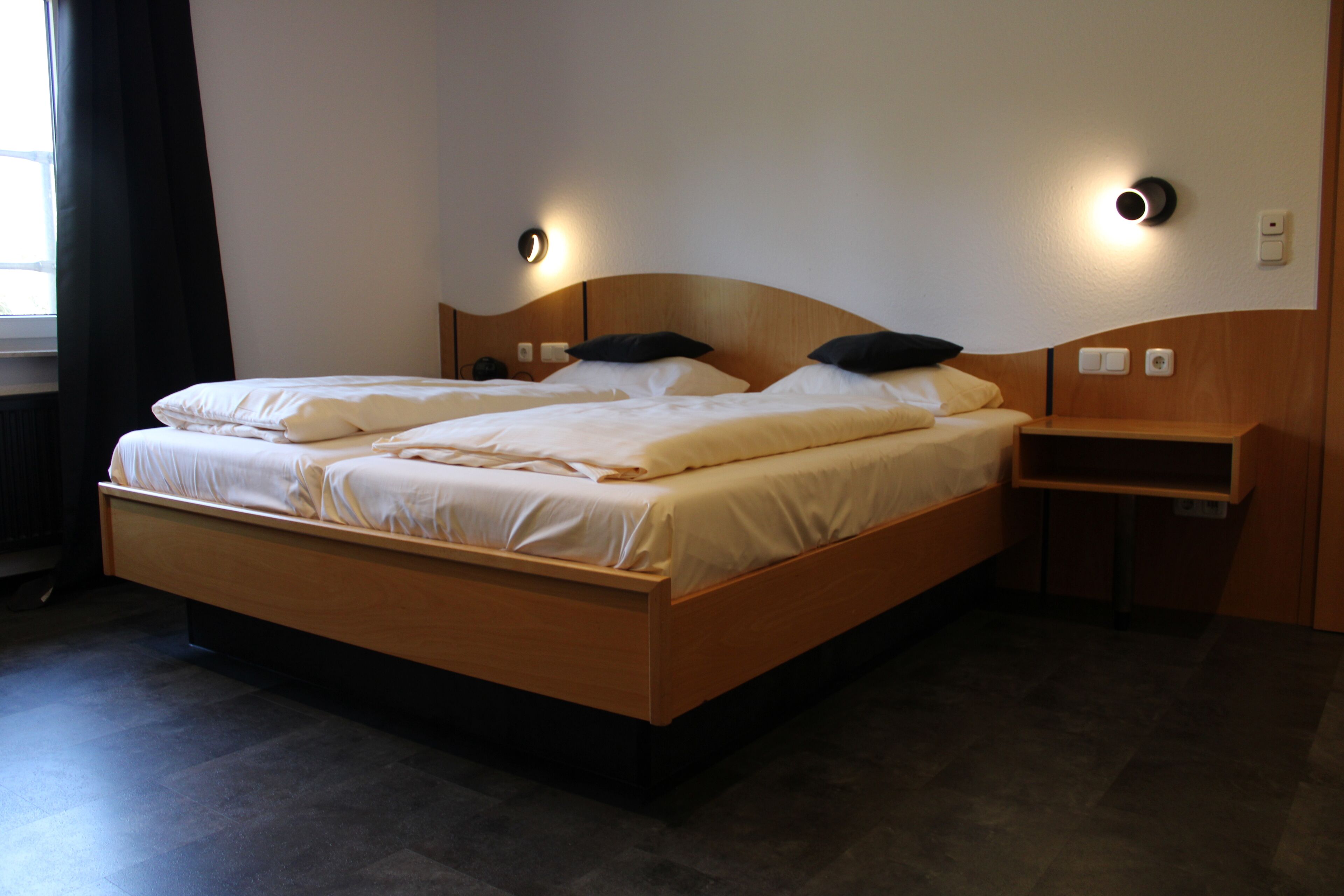 basic room | 1 bedroom, desk, blackout curtains, free wifi