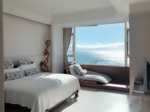 Quarto casal superior, 1 cama de casal, para não fumantes, vista para o oceano | Vista do quarto