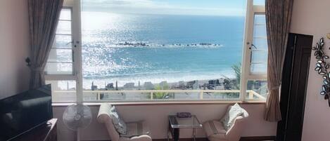 Presidential Double Room, 1 Double Bed, Non Smoking | Desk, blackout drapes, cribs/infant beds, rollaway beds