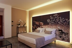 Classic con Balcone Vista Piscina | 고급 침구, 오리/거위털 이불, 객실 내 금고, 책상
