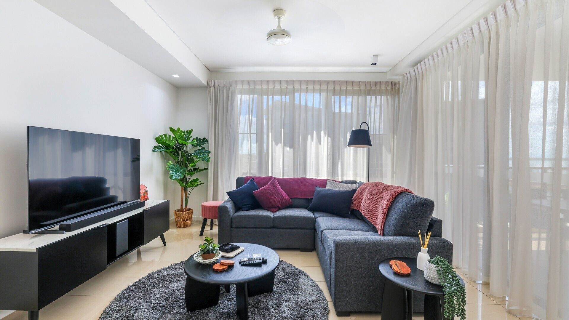 Apartment, 1 Schlafzimmer | Wohnbereich | Flachbildfernseher