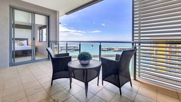 Premium appartement, 3 slaapkamers, uitzicht op oceaan | Terras