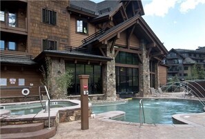 Indoor pool, outdoor pool - Luxury Ski-In/Ski-Out Condo, Grand Lodge on Peak 7, Breckenridge New Year's Vaca (Breckenridge)