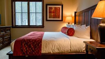 2 多间卧室、记忆海绵床垫、客房内保险箱、熨斗/熨衣板