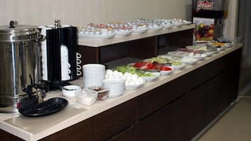 Bao gồm bữa sáng buffet hàng ngày