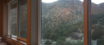 Casita Canoncito--簡易キッチン付きのプライベートスイート