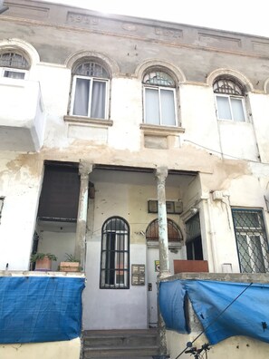 Front of property - Beach Apartment (Tel Aviv)