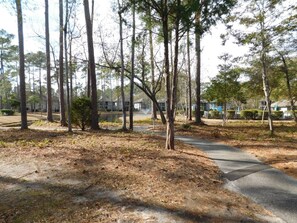 Condo, 2 Bedrooms | Property grounds