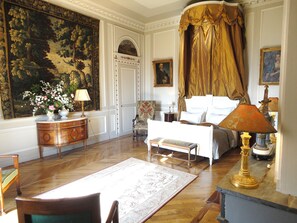 Doppelzimmer (De Rome) | Individuell dekoriert, individuell eingerichtet, Bettwäsche