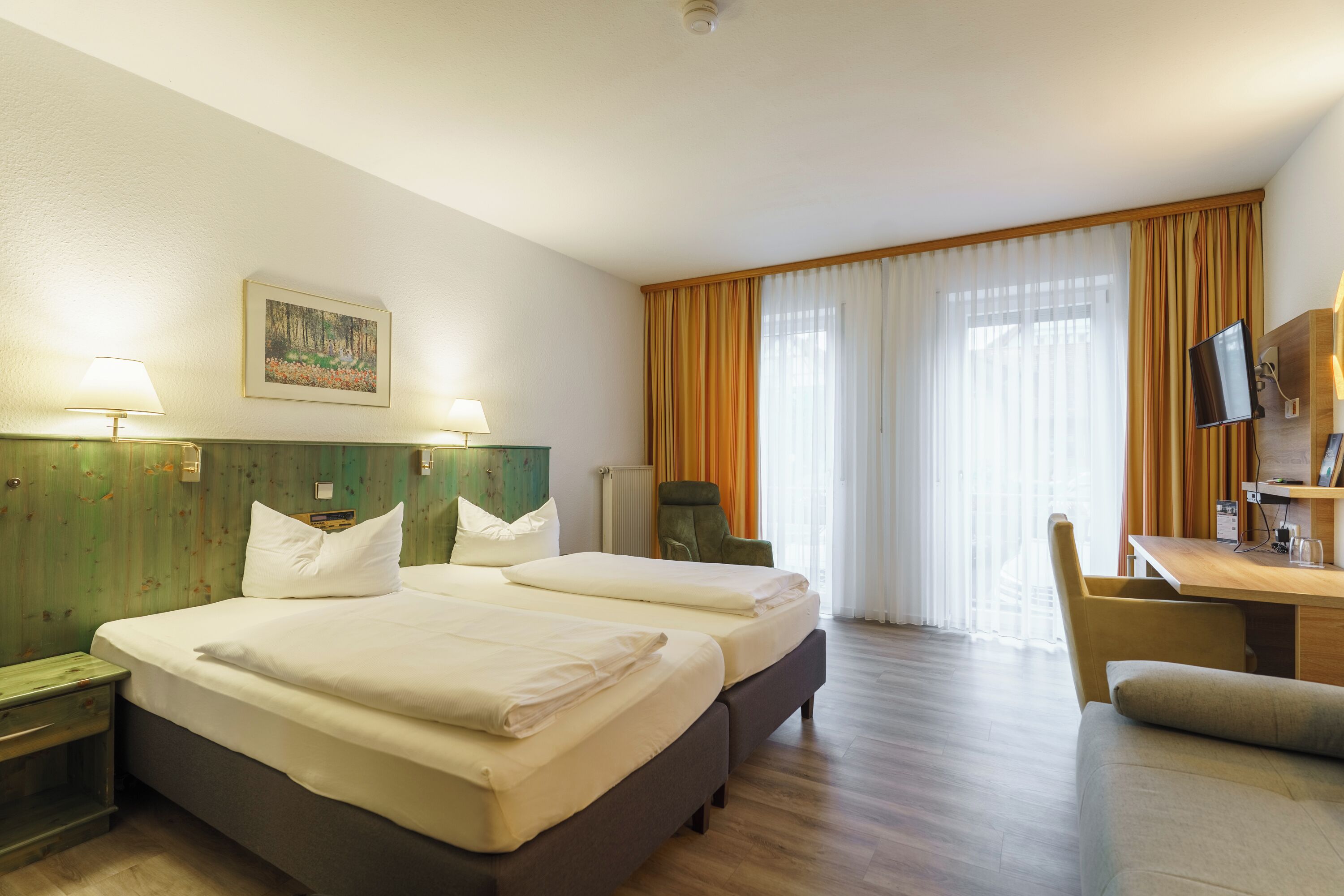 comfort double room | minibar, in-room safe, desk, blackout curtains