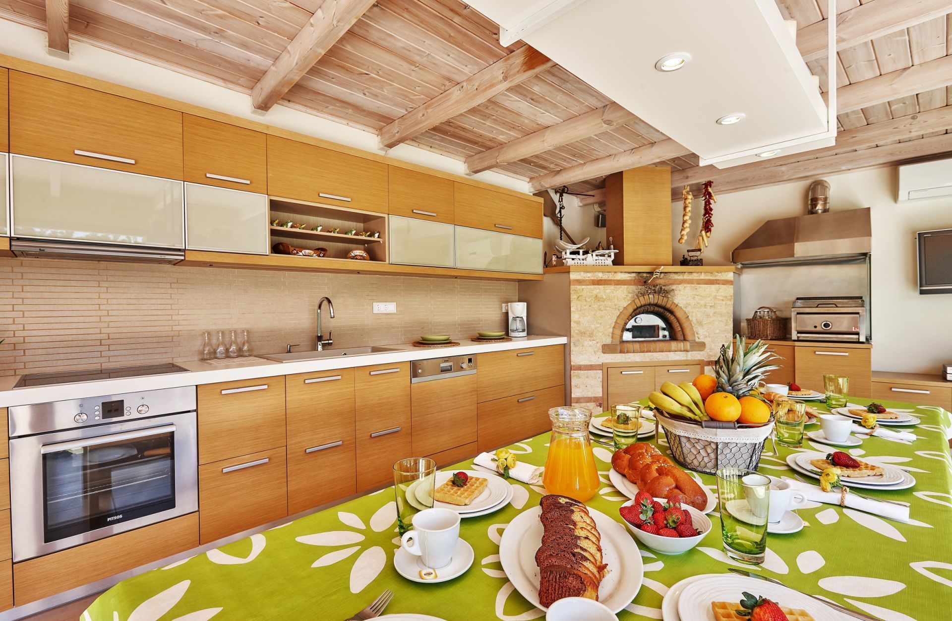 Villa, 3 Bedrooms, Private Pool | Private kitchen | Full-sized fridge, microwave, oven, stovetop