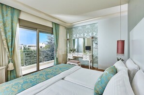 Villa, 3 Bedrooms, Private Pool | 3 bedrooms, in-room safe, desk, soundproofing - Villa Evergreen (Heraklion)