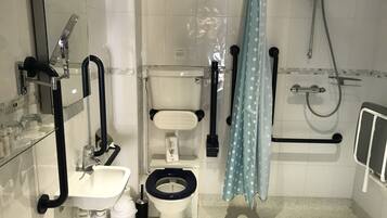Comfort Double Room | Bathroom