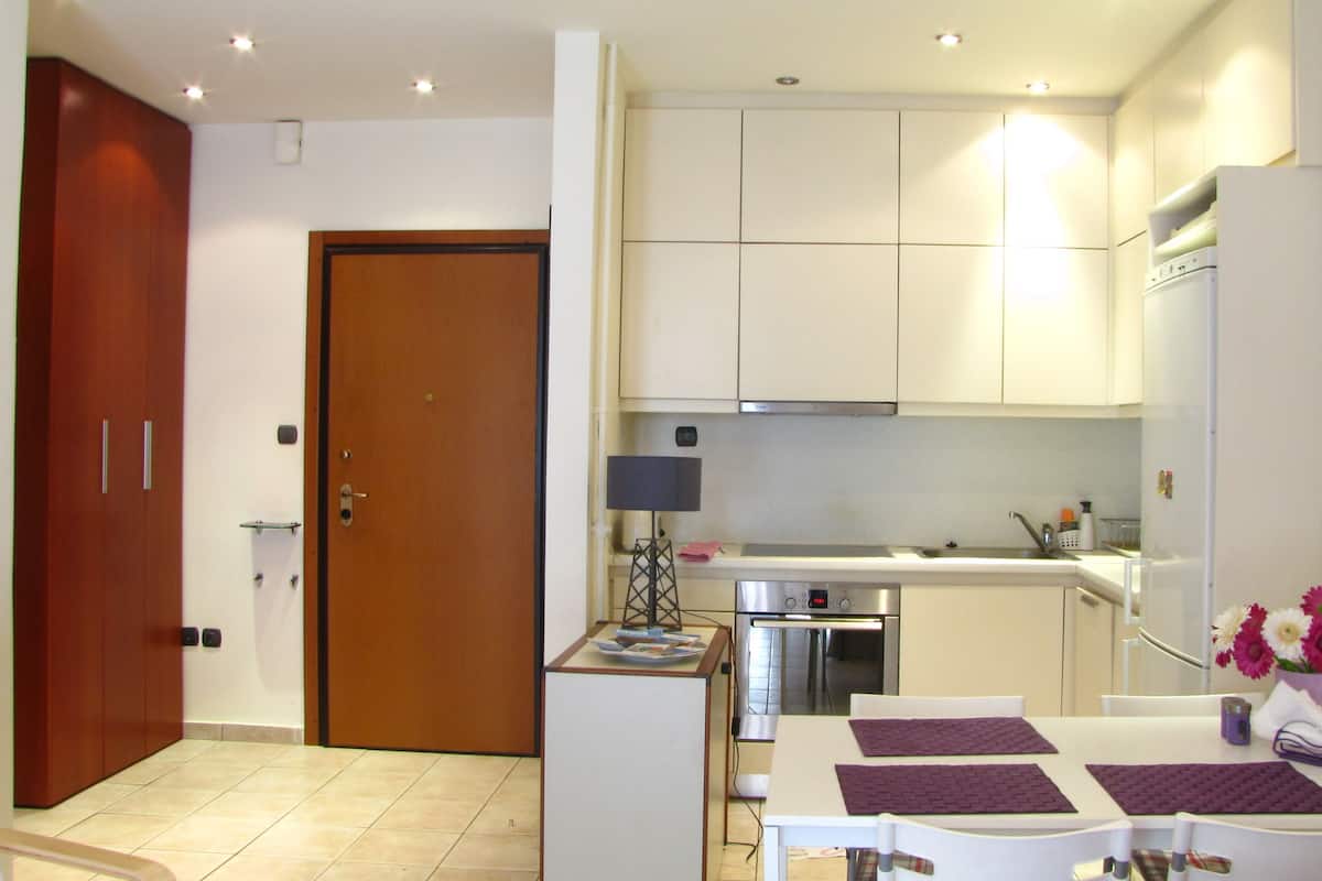 Apartment, 1 Bedroom (No 9) | Private kitchen