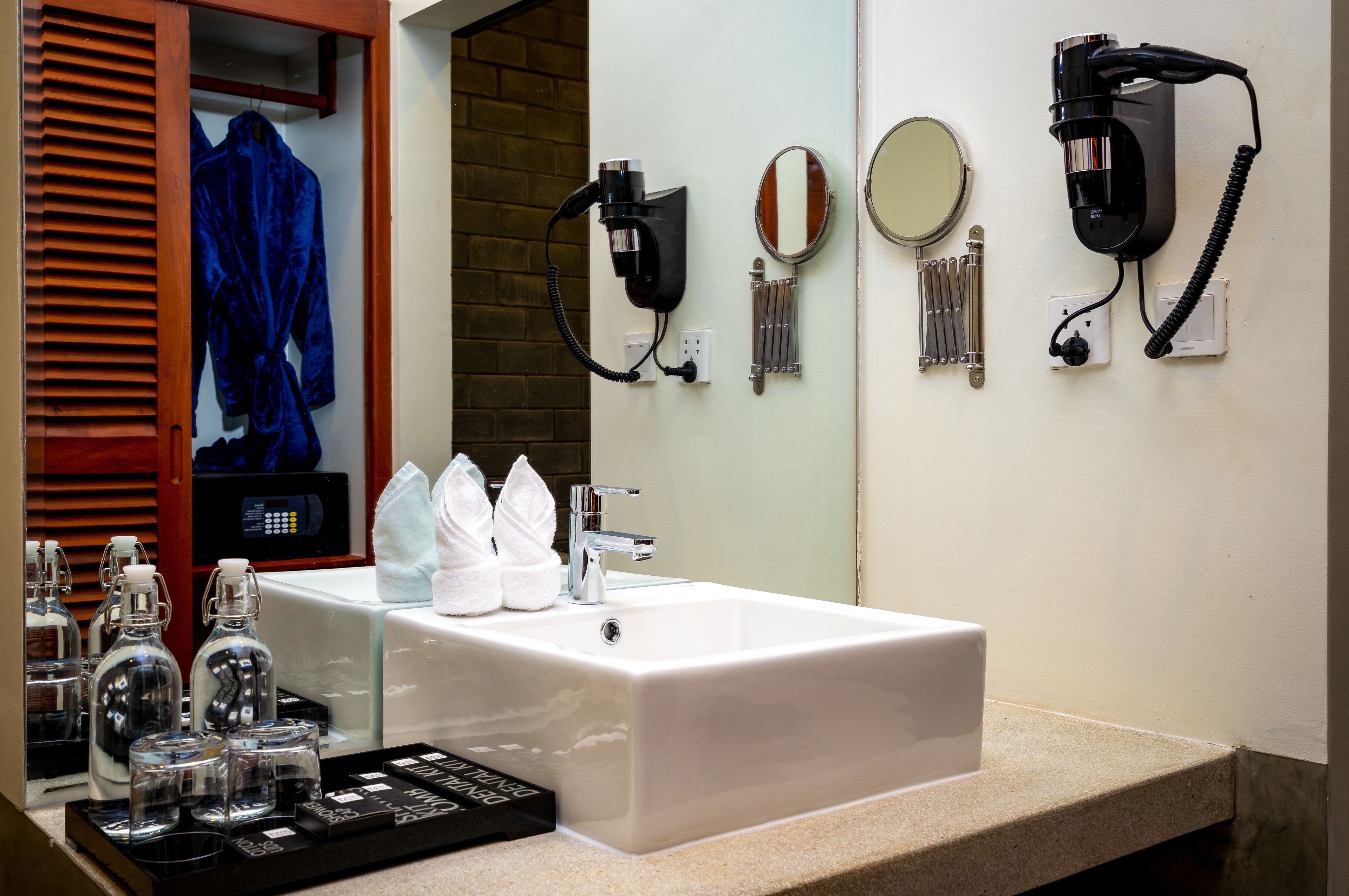 Photo - Blanc Smith Residence