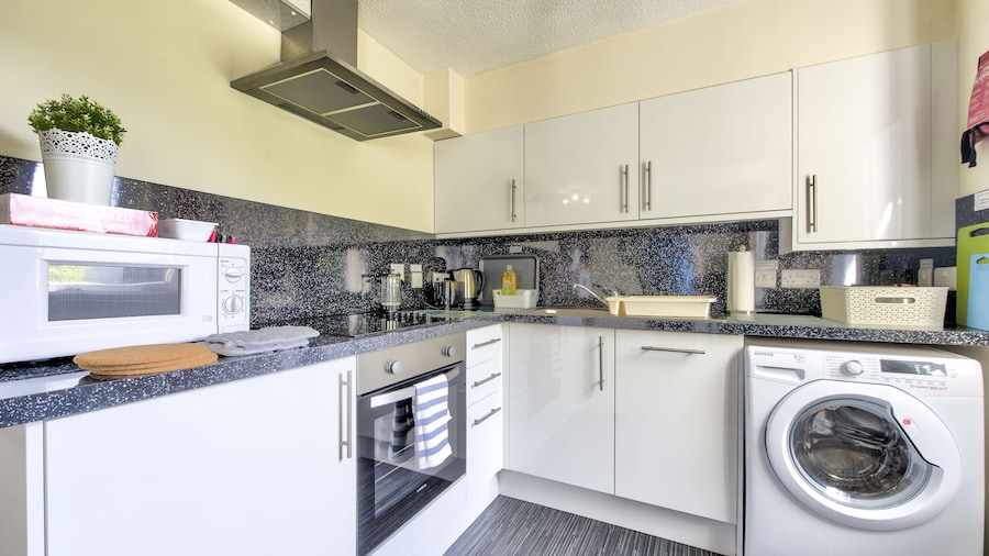 Stunning Studio Apartment Castle View