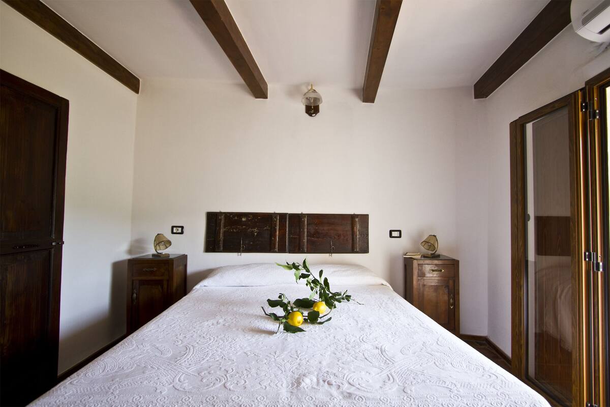 Ropa de cama de alta calidad, cubrecamas, escritorio y ropa de cama