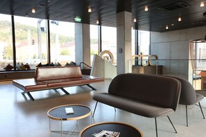 Sitteområde i lobbyen