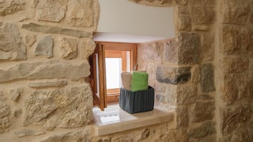 Apartamento Deluxe (1St Floor) | Servicio de la habitación