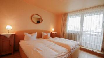 ベーシック ダブルルーム | WiFi (無料)、ベッドシーツ