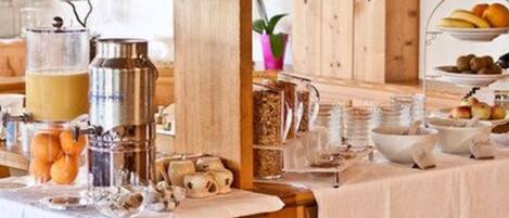 Petit déjeuner buffet compris tous les jours