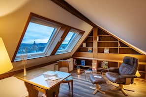 Suite, Multiple Beds, City View | Hypo-allergenic bedding, free WiFi, bed sheets - Hotel Bürgerhof Wetzlar (Wetzlar)