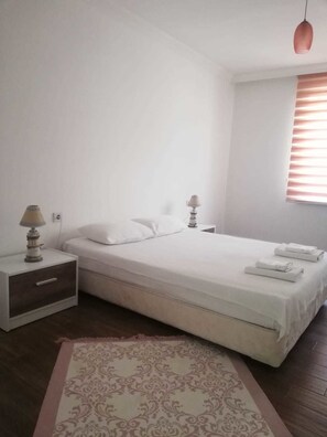 Apartment, Balcony