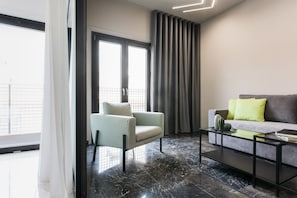 Apartment (Greece U Around Athens No. 4) | Living room
