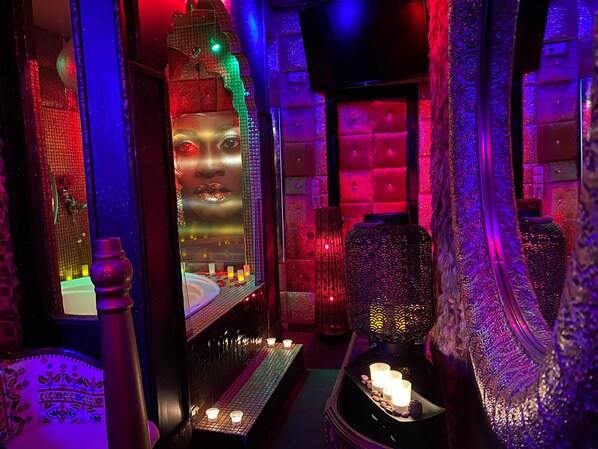 Studiosuite – executive, 1 kingsize-seng (Oriental Suite) | Sengetøy av topp kvalitet, minibar, blendingsgardiner og lydisolert