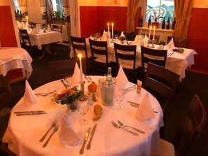 Restaurant - Hotel Anker (Linden)