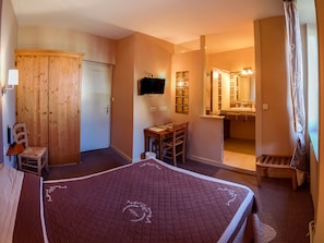 Unclassified image, 2 of 31, button - Hostellerie D'heloise (Cluny)