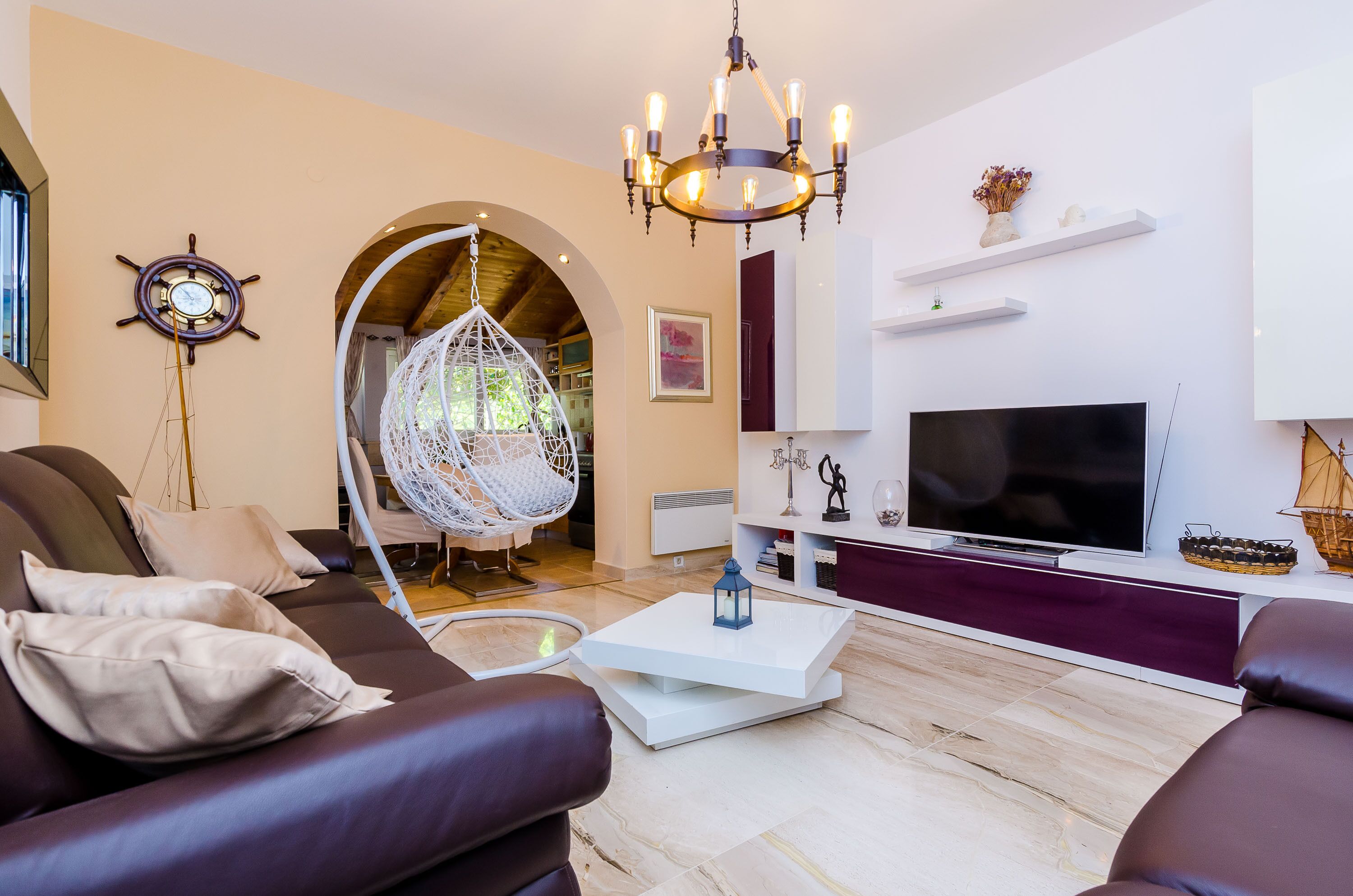 One bedroom apartment with patio | Living room | 25-inch flat-screen TV with digital channels, TV, DVD player