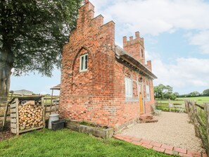 Cottage | Exterior - The Shooting Folly (Market Drayton)