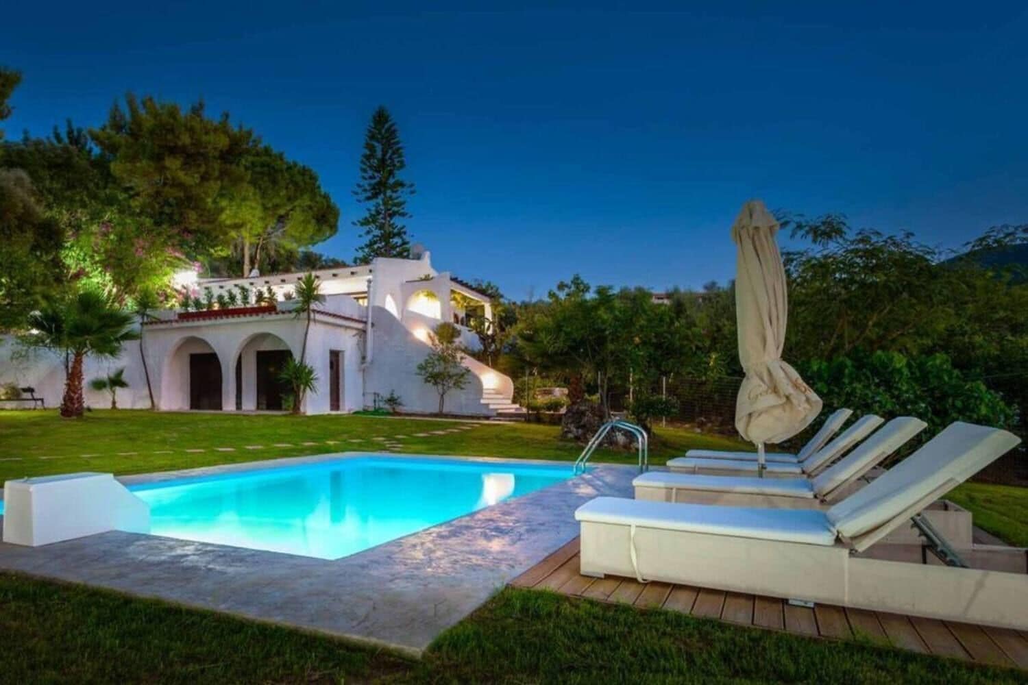 Alberca al aire libre 