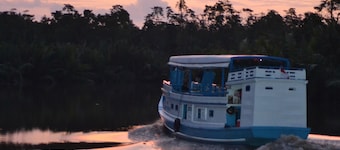 Houseboat Kelotok Orangutan River Safari