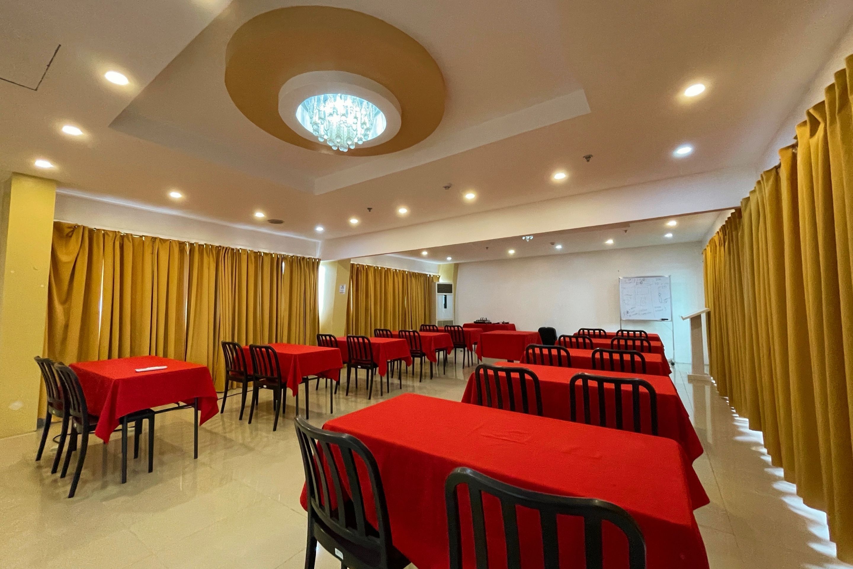 Photo - Diamond Spring Hotel Angeles