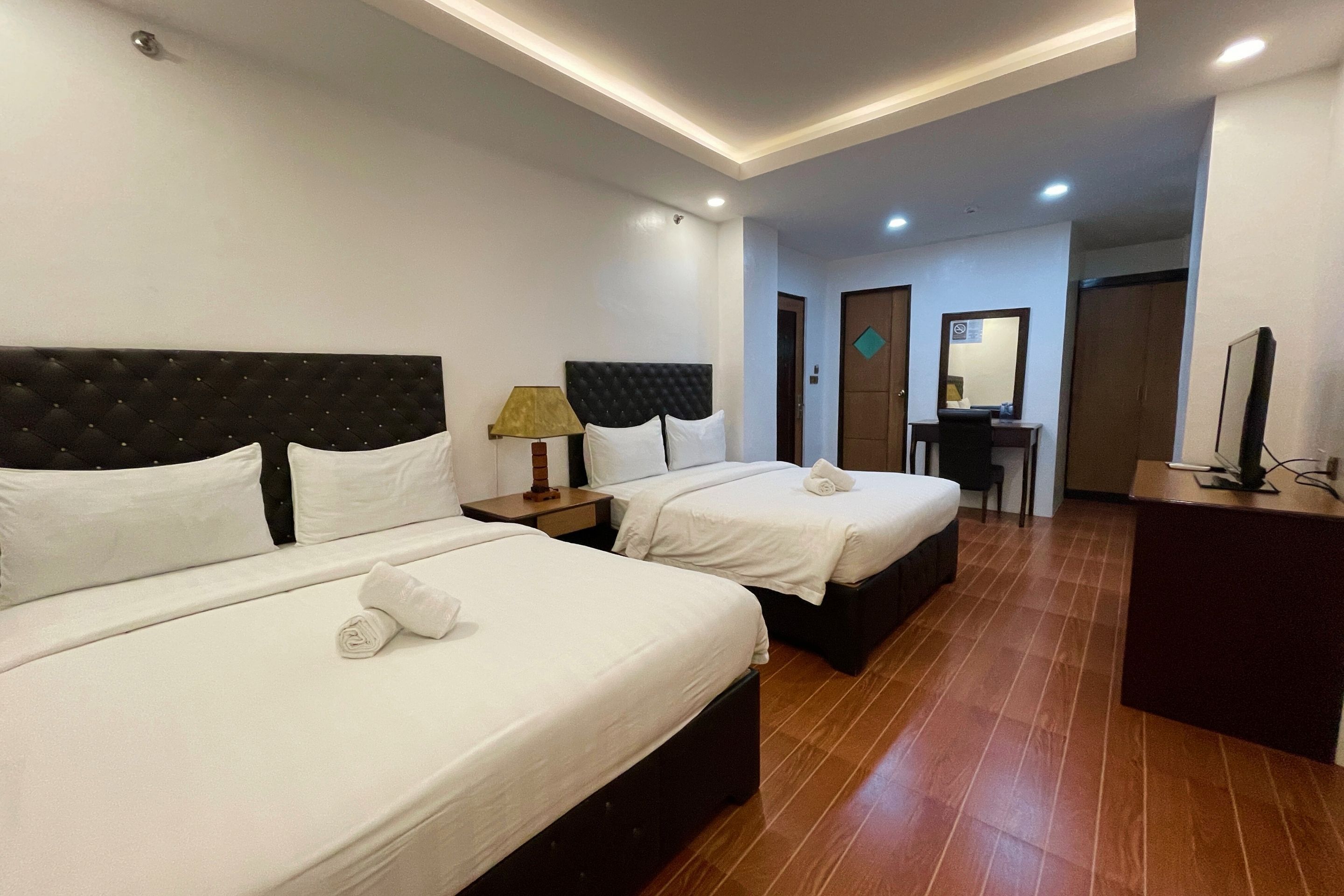 Photo - Diamond Spring Hotel Angeles