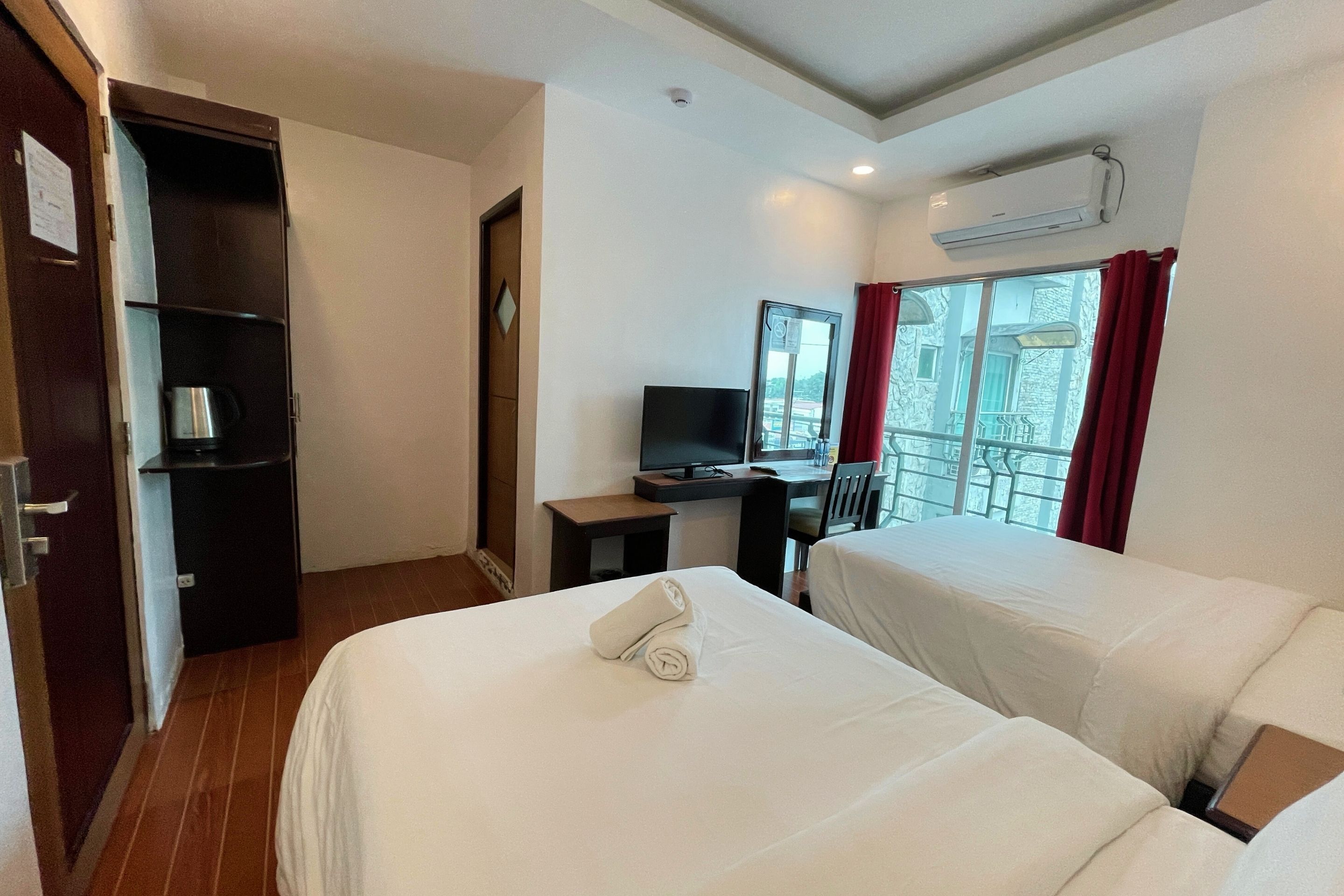 Photo - Diamond Spring Hotel Angeles